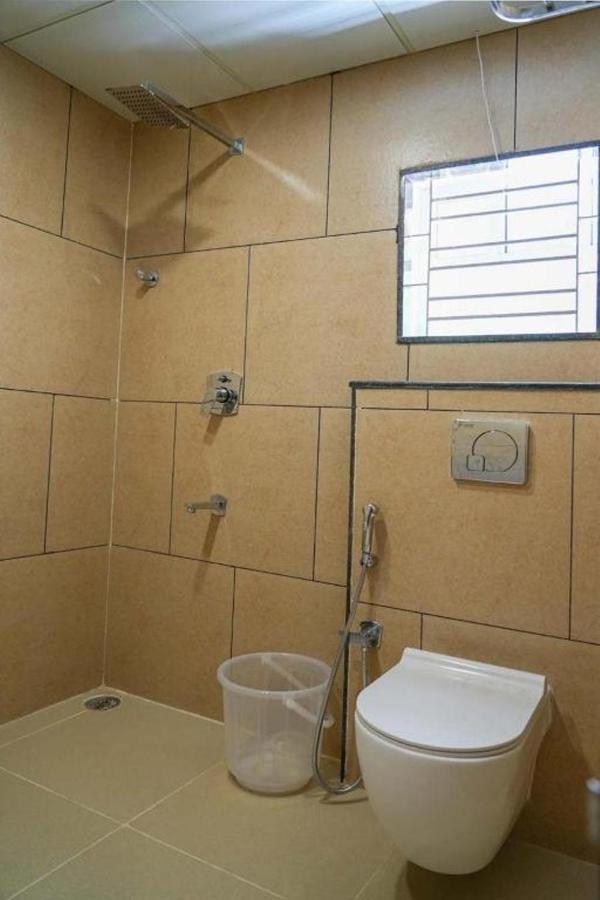 Sri Krishna Inn - Kempegowda Airport Bangalore Devanahalli Екстериор снимка
