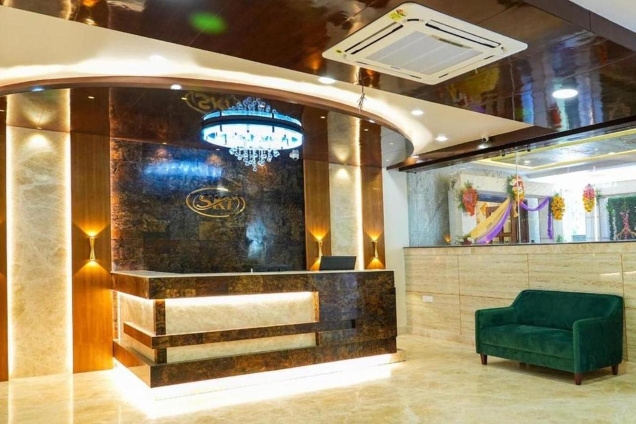 Sri Krishna Inn - Kempegowda Airport Bangalore Devanahalli Екстериор снимка